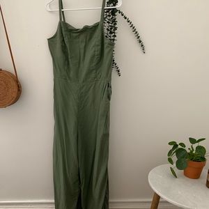 Linen blend jumpsuit (looks like Madewell)